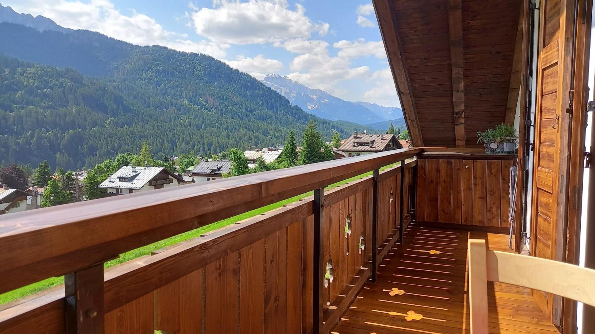 Deliziosa Mansarda Con Vista Dolomiti Apartment Сан Вито ди Кадоре Екстериор снимка